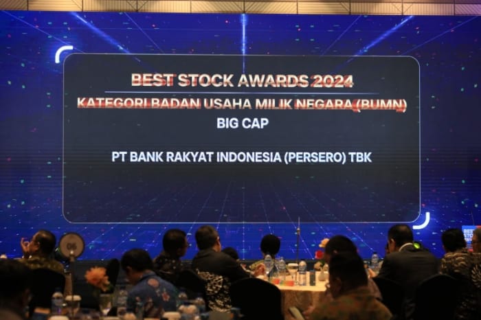 Bank BRI dianugerahi dua penghargaan dari Best Stock Awards 2024 yang diselenggarakan Investortrust dan Infovesta pada Kamis, 25 Januari 2024. (Dok. BRI)